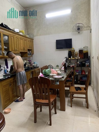BÁN NHÀ QUAN HOA – CẦU GIẤY, 42M2, 4 TẦNG, 40M RA PHỐ QUAN HOA