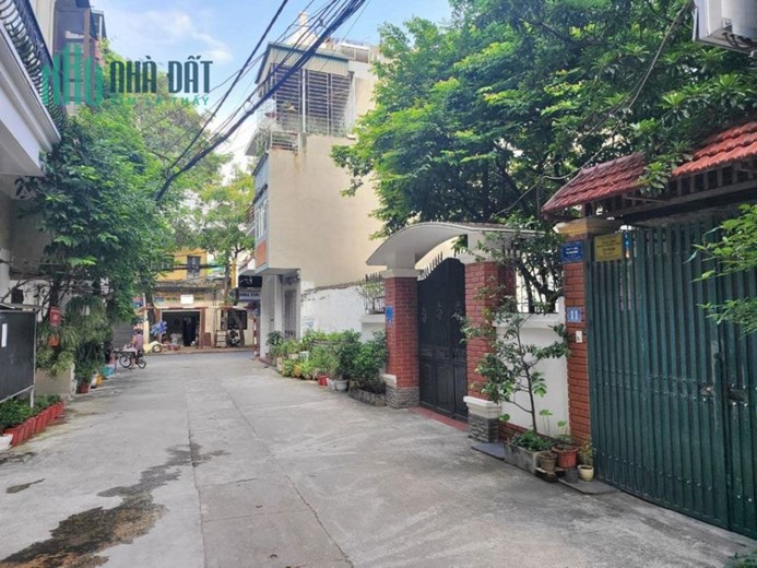 Mỗ Lao Hà Đông, nhà 3 tầng, đường 2 oto tránh. 63m2