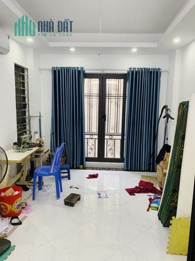 BÁN NHÀ DỊCH VỌNG HẬU – CẦU GIẤY, LÔ GÓC 31M2, 3 NGỦ, 4.25 TỶ
