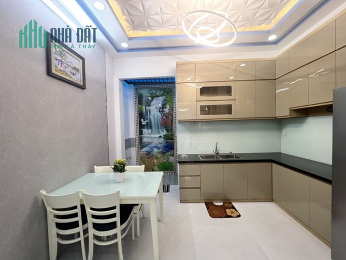 Nhà bán Quận Tân Phú dưới 5 tỷ - hẻm ô tô - 80m2