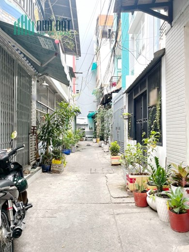 Nhà 3 tầng hẻm 4m Âu Dương Lân P3Q8 - Giá : 5.3 Tỷ