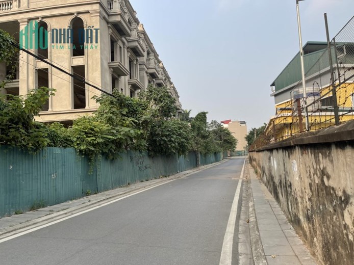 ĐẤT CỔ LINH – KHU PHÂN LÔ QUÂN ĐỘI PHỐ TƯ ĐÌNH- Ô TÔ TRÁNH, ĐỖ - AN NINH, DÂN TRÍ, TIỆN ÍCH ĐỈNH.
