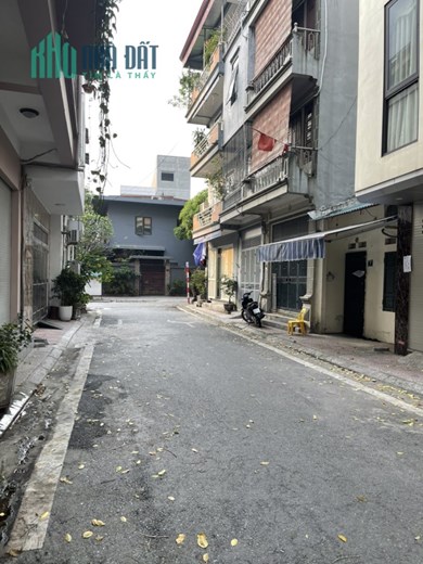 ĐẤT CỔ LINH – KHU PHÂN LÔ QUÂN ĐỘI PHỐ TƯ ĐÌNH- Ô TÔ TRÁNH, ĐỖ - AN NINH, DÂN TRÍ, TIỆN ÍCH ĐỈNH.