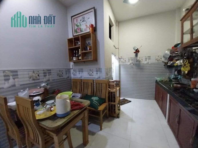 NHÀ HXH QUANG TRUNG - ds14 - 2 TẦNG ĐÚC - NHỈNH 2tỷ - NGANG 7M