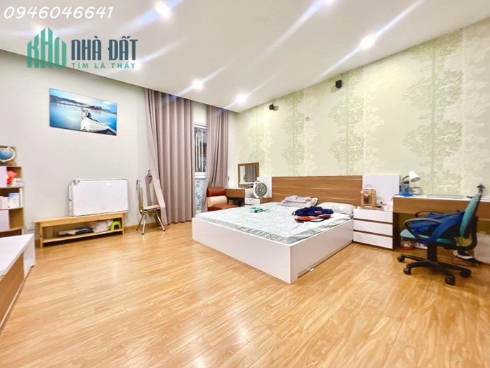 Bán nhà phố Hoàng Hoa Thám Ba Đình. Dt.40m, 5 tầng, Mt.7m, 4.75 tỷ
