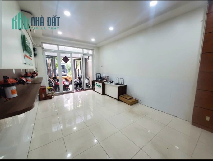 BÁN NHÀ MẶT TIỀN ĐƯỜNG CAO ĐỨC LÂN, P.AN PHÚ, TP.THỦ ĐỨC. DIỆN TÍCH 80M(4X20). NHÀ XÂY 1 TRỆT, 1