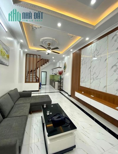 3 tỷ 3 - Ở NGAY La Phù 55m2, MT4,5m, FULL NỘI THẤT, Ô tô, Kinh doanh