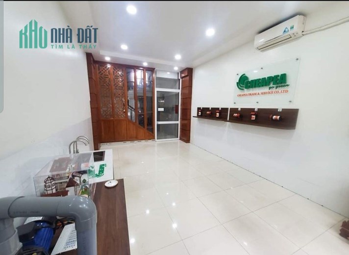 Bán nhà 4 lầu đường Cao Đức Lân,quận 2,sổ hồng,đang cho thuê 35tr/tháng