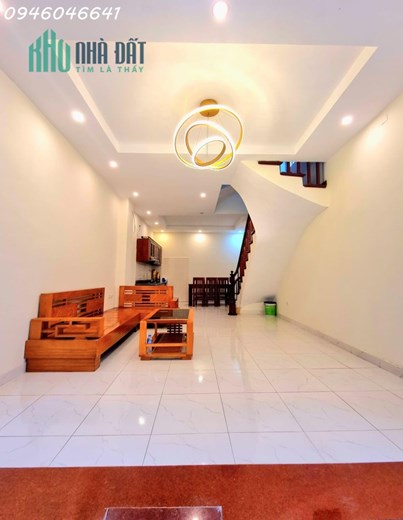 Bán nhà phố Chùa Bộc Dt.40m 4tầng, Mt.4.3m, giá 6.5 tỷ