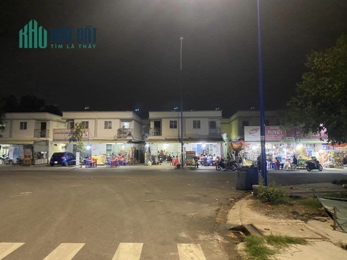 CẦN SANG NHƯỢNG LẠI KHU NHÀ Ở F9.08.01