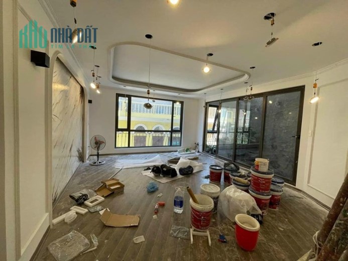 Bán nhà  cấp 4 , Lạc Long Quân, Tây Hồ, 45m, MT 3.8m, giá 3 tỷ 8.