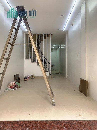 BÁN NHÀ NGÕ VĂN CHƯƠNG ĐỐNG ĐA HÀ NỘI. Ô TÔ TRÁNH. NHÀ ĐẸP 4 TẦNG .GIÁ HƠN 100 TR/M