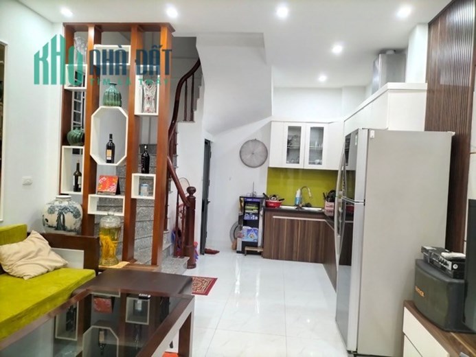 Bán nhà 5T gần đường ô tô, kinh doanh, gần mặt phố Cầu Am,Vạn Phúc giá chỉ 4,7 tỷ