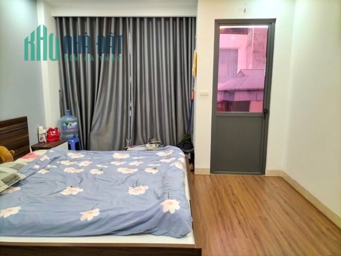 Bán nhà 5T gần đường ô tô, kinh doanh, gần mặt phố Cầu Am,Vạn Phúc giá chỉ 4,7 tỷ