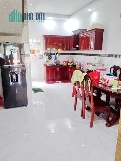 Bán nhà MT đường Lý Thường Kiệt-TTTM Ngãi Giao - Giá 4.3 Tỷ TL