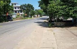 Bán đất Đường chính Ql2c, Tuyên Quang. Cách Đình Hồng Thái 500m. Dân cư sầm uất. giá chỉ 45 tr/m2