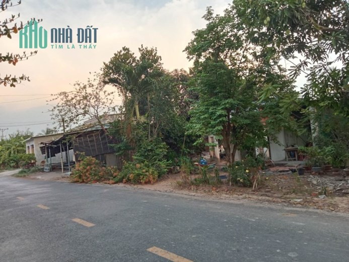 Bán lô đất mặt tiền đường Ngã Tắc, Long Thuận, Bến Cầu, Tây Ninh