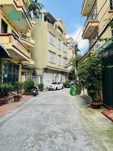 Biệt thự Nguyễn Công Trứ HBT 100m 7T thang máy 17 tỷ gara ô tô kd đỉnh nhà mới trung tâm
