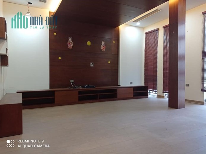 Bán 77m2 phố Nghi Tàm, Tây Hồ Chủ tự xây Gara Ô tô thông Kinh doanh 11.4 Tỷ