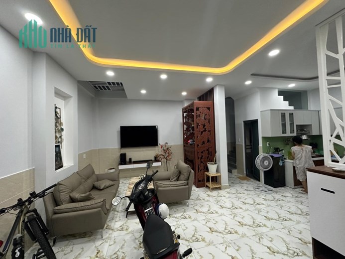 Bán Nhà Lê Thúc Hoạch,Gần Vườn Lài Tân Phú,2 Tầng, 50m2,