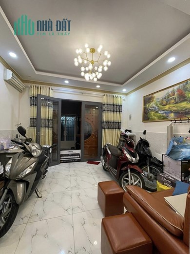 Bán Nhà 3 Tầng - 65M2 - Mở Thêm Sân Thượng - Sát Mặt Đường Trần Nhân Tôn - Quận 10 - 0902934079