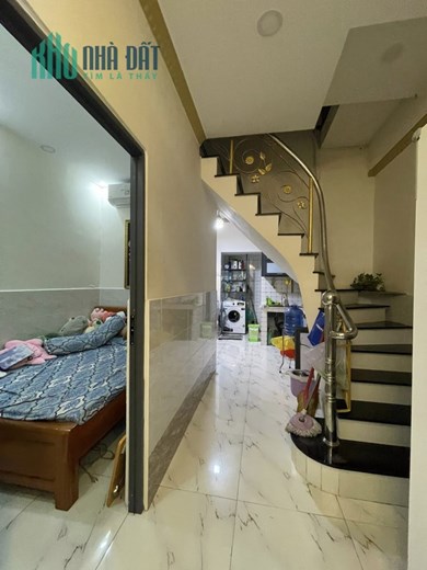 Bán Nhà 3 Tầng - 65M2 - Mở Thêm Sân Thượng - Sát Mặt Đường Trần Nhân Tôn - Quận 10 - 0902934079