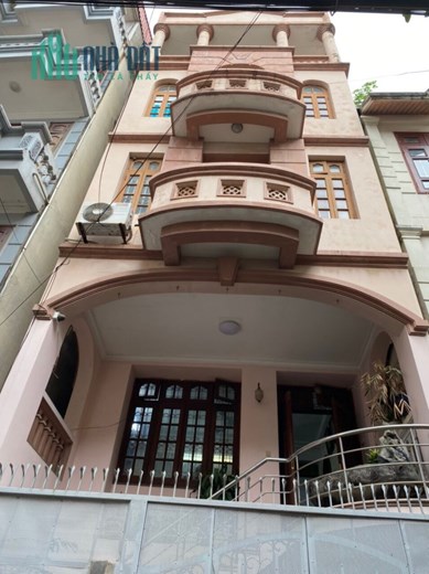 Bán nhà riêng tại Lạc Long Quận, Hà Nội, 5 tầng, giá 10 tỷ đồng