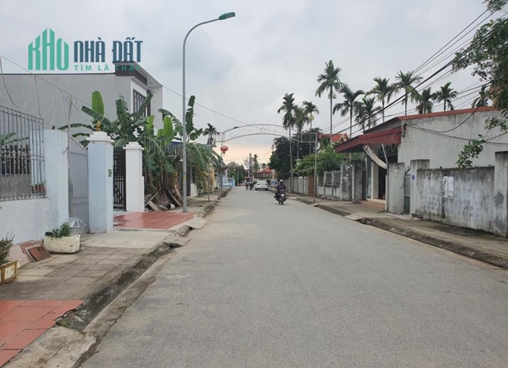 Mặt đường Hòa Nghĩa, Dương Kinh, Hải Phòng 270m2 gia 16tr