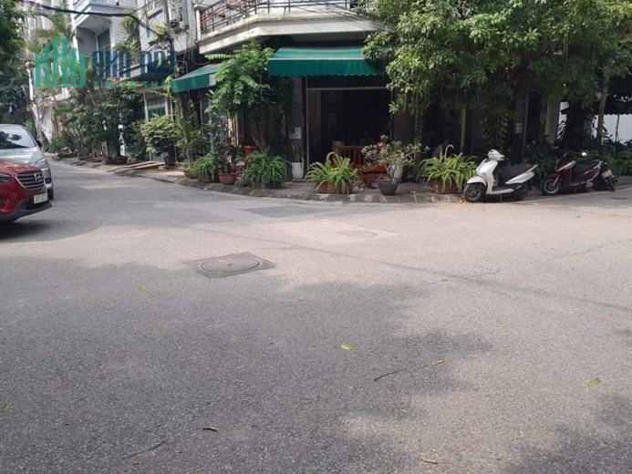 BIỆT THỰ MINI TRUNG TÂM TÂY HỒ - HAI THOÁNG -VỈA HÈ- GARA - OTO TRÁNH - PHÂN LÔ- 2 MẶT ĐƯỜNG- MẶT
