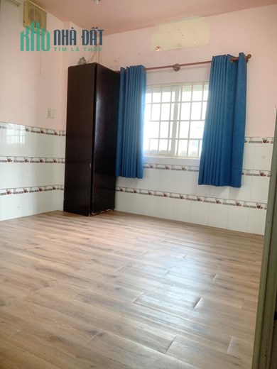 Chỉ 2.65 tỷ TL nhà 5 tầng đúc dtsd 75m2 CMT8,p5 Tân Bình