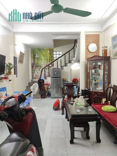 Nhà đẹp ngõ 165 Dương Quảng Hàm, Cầu Giấy, 45m2, 5 tầng, giá 4.6 tỷ