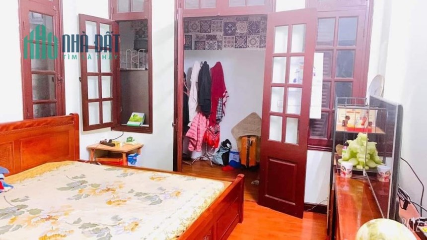 Nhà mặt ngõ 43 Cổ Nhuế, Bắc Từ Liêm, 42m2, 4 tầng, mặt tiền 4m, giá 6.6 tỷ