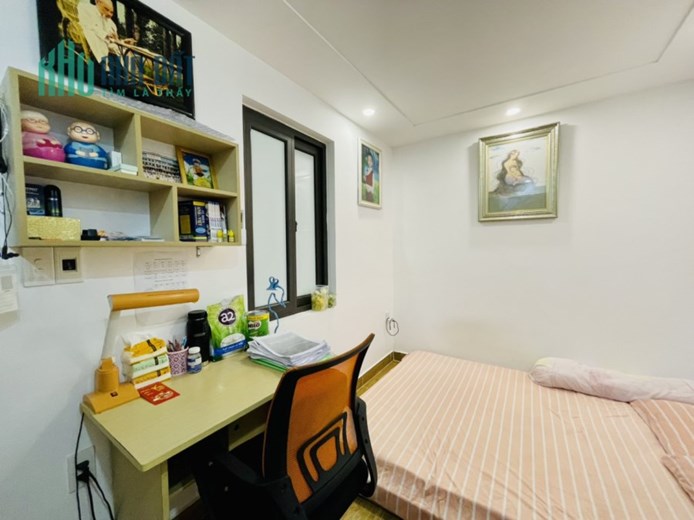 Bán nhà phố Miếu Hai Xã, 48m 3 tầng sân cổng riêng, GIÁ 2.5 tỉ full nội thất đẹp