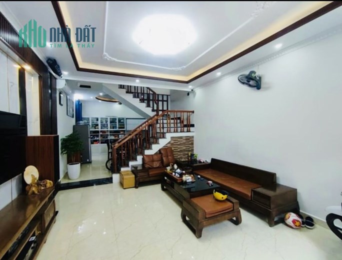Bán nhà 4 tầng độc lập lô góc, diện tích 69m, cực đẹp, GIÁ 4.55 tỉ ngõ ô.tô tại Vĩnh Cát - Thiên Lôi