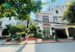 Bán biệt thự Mini khu phân lô 193 Văn Cao cực đẹp, GIÁ 7.9 tỉ, đường 10m