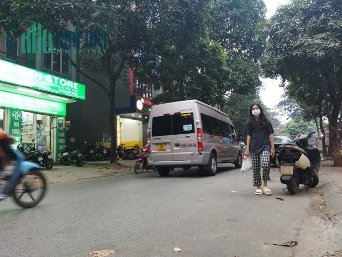 Bán đất Dương Khuê, Cầu Giấy. 47m2; giá 17.5 tỷ. Phương
