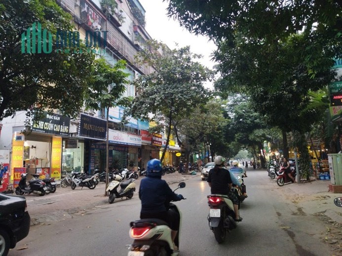 Bán đất Dương Khuê, Cầu Giấy. 47m2; giá 17.5 tỷ. Phương