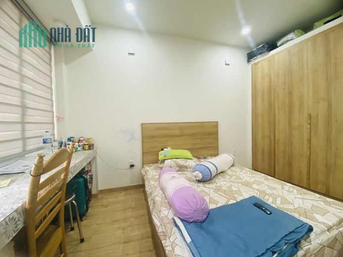 Chủ gửi bán nhà HXH Nguyễn Văn Cừ Quận 1 5 tầng BTCT 31m2 3PN chỉ nhỉnh 7 tỷ