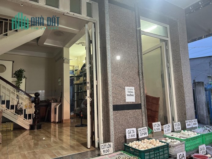 MẶT TIỀN 115m2-ng5m ĐANG KINH DOANH SẦM UẤT NGAY CỔNG CHỢ HẦM CHUI ĐS4-p.LINH XUÂN-THỦ ĐỨC CHỈ