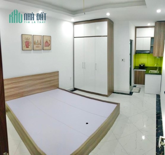 CCMN CẦU GIẤY - LÔ GÓC - THANG MÁY - 13 PHÒNG KK - OTO ĐỖ CỬA KHI CẦN - DÒNG TIỀN KHỦNG 60TR/ THÁNG