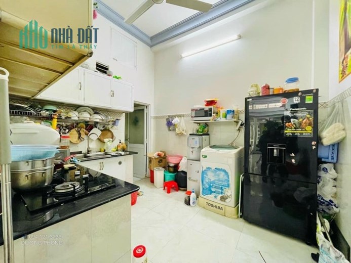 BÁN NHÀ THÍCH QUẢNG ĐỨC 41M2 NGANG TRÊN 4M GẦN NHIỀU TIỆN ÍCH NHỈNH 5 TỶ.