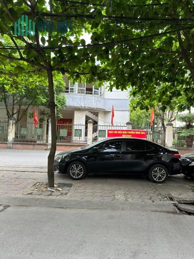Bán nhà ngõ 136 Cầu Diễn,40m ra ô tô tránh,42m2,nhà cấp4,mặt tiền:4,75m