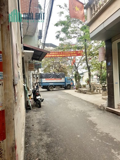 Bán nhà Mai Động, 30m x 4 tầng, 3.15 tỷ, ngõ ô tô thông