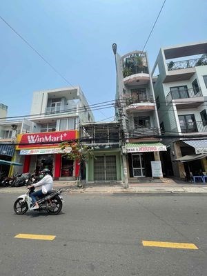 .Nhà Mặt Tiền Trần Cao Vân, Ngang 8m, 3 tầng 8.x tỷ