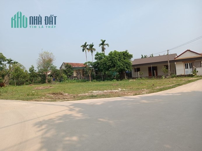 Bán lô đất 121m2 lối 2 đường Thăng Long xóm Phúc Hậu, xã Nghi Liên, TP Vinh