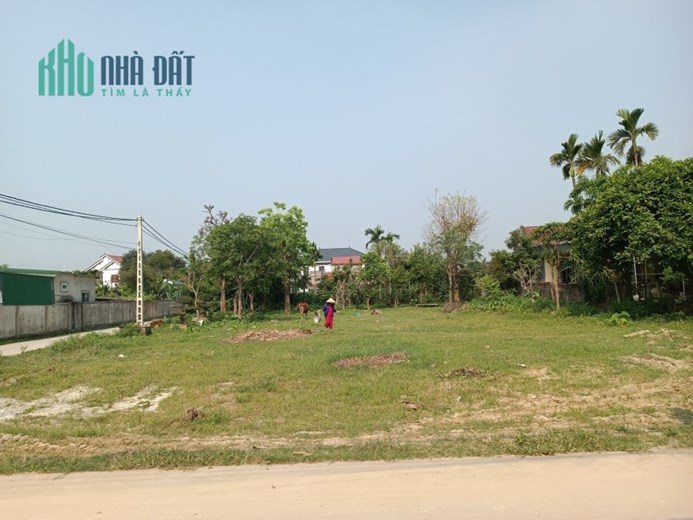 Bán lô đất 121m2 lối 2 đường Thăng Long xóm Phúc Hậu, xã Nghi Liên, TP Vinh