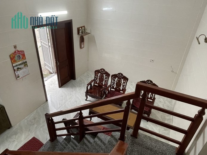 Bán nhà 3 tầng 51m2 mới ngõ đường Võ Thúc Đồng - P. Bến Thủy