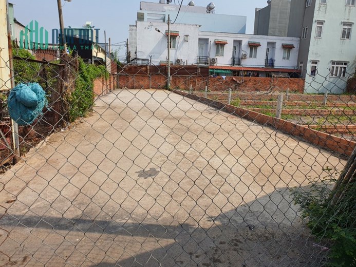 Bán 3 lô đất liền kề hẻm 6m đường 26 Linh Đông