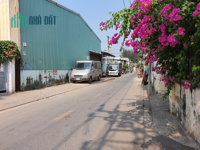 Bán 3 lô đất liền kề hẻm 6m đường 26 Linh Đông