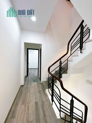 cực NGON Nhà NƠ TRANG LONG P7 BÌNH THẠNH ,HẺM XE HƠI THÔNG NHỈNH 6 TỶ